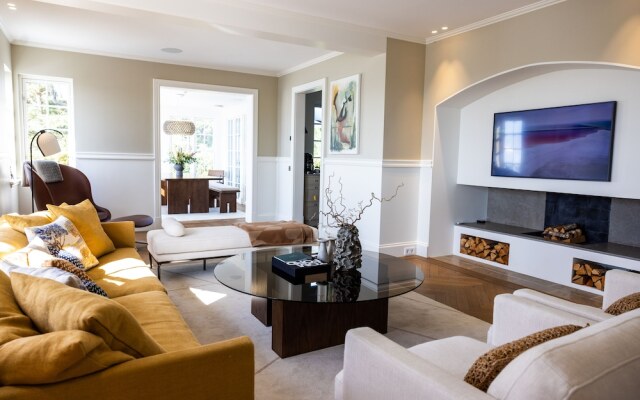 Oakvale Villa Sand