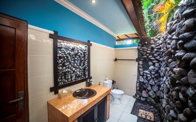 Man's Cottages and Spa