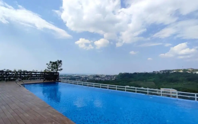 Great Choice Studio At Amartha View Apartment