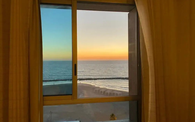 Blue Beach Apartment
