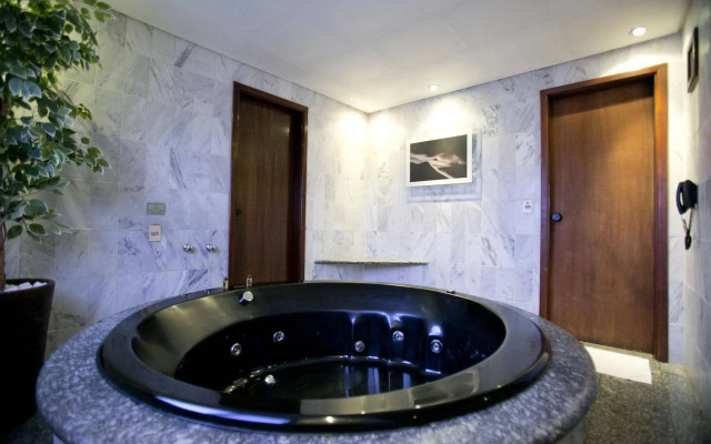 Rivieras Motel - Adults Only