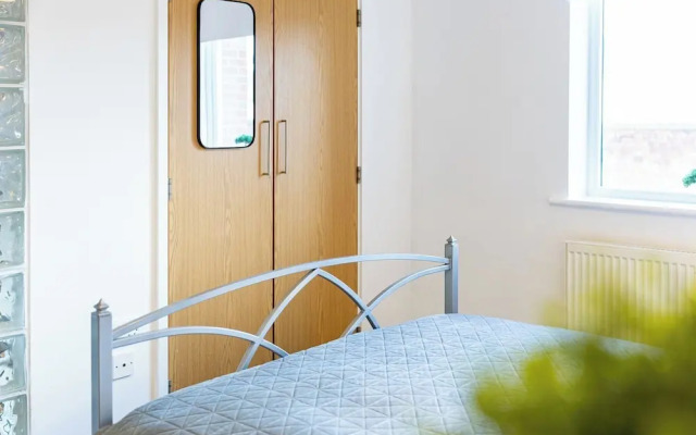 Quaint 1 Bedroom 1st Floor Flat