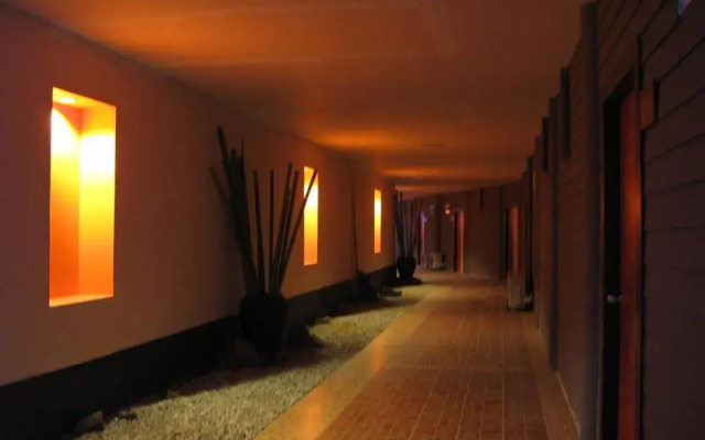 Raya Buri Resort