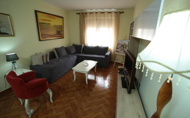 Bujtina Shqiptare in Tirana, Albania from 79$, photos, reviews - zenhotels.com