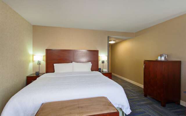 Hampton Inn & Suites Merced