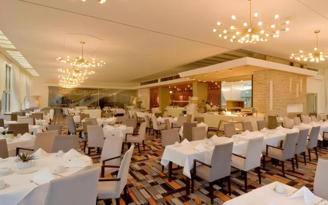Airways Hotel Frankfurt Airport West