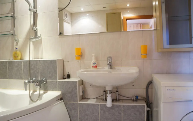 Evro Apartment RF88 on Varshavskaya 63