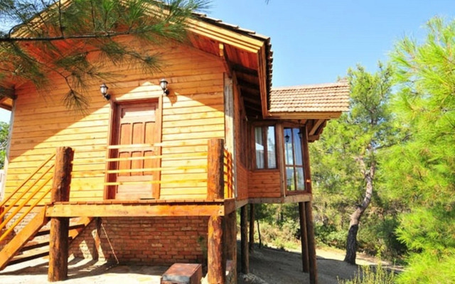 Kayserkaya Cottages & Camping