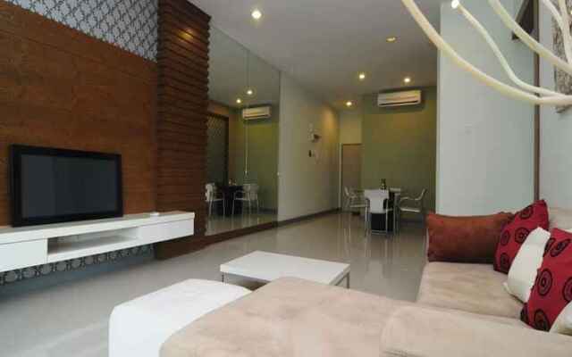 D'Embassy Serviced Residence Suites