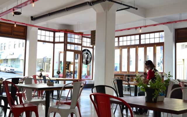 91 Loop - Hostel