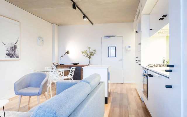 LittleStay Collection - Sturt