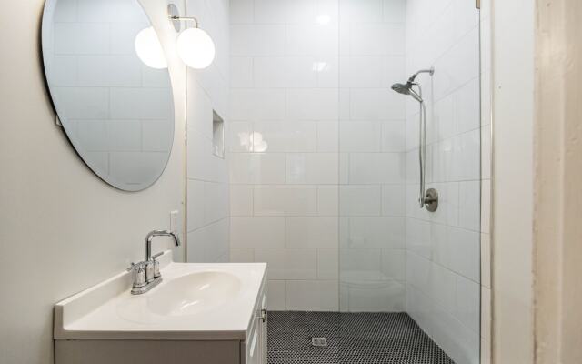 Historic Downtown Home Close to Everything!