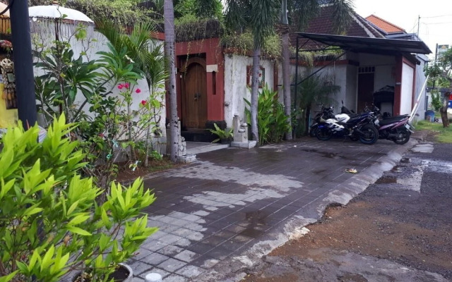 TL Guesthouse