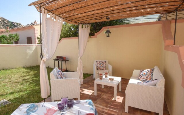 Stunning Home in Capo D'orso - Palau With 3 Bedrooms
