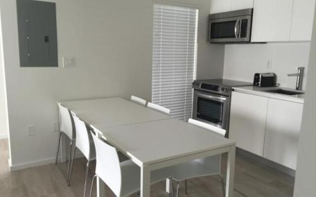 Beach Haus Key Biscayne Contemporary Apartments