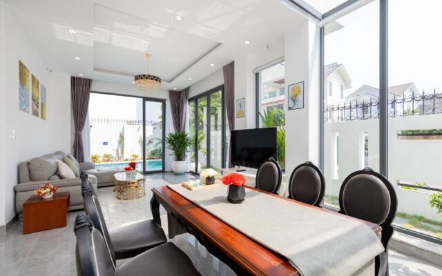 Palm Villa 31 (8 Phòng Ngủ) Khu Nghĩ Dưỡng Cao Cấp