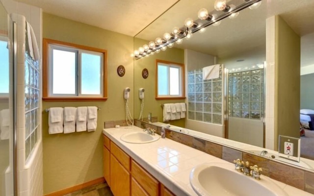 3221 Marlette Circle