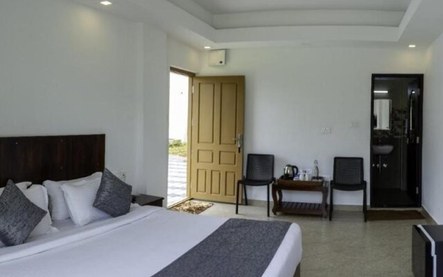 Moonline Resort