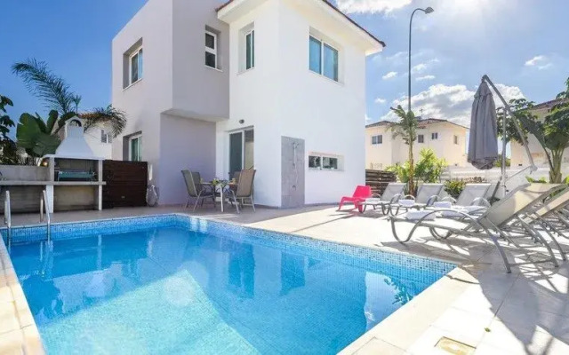 Avra Garden Villa