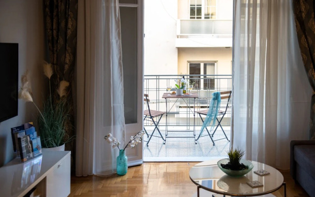 Blue Ark Acropolis Light