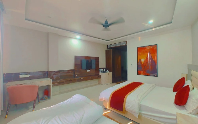 Sitaynam Hotel & Resort-Infront RAM Temp