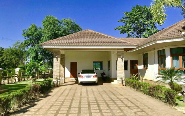LPC Holiday Villa