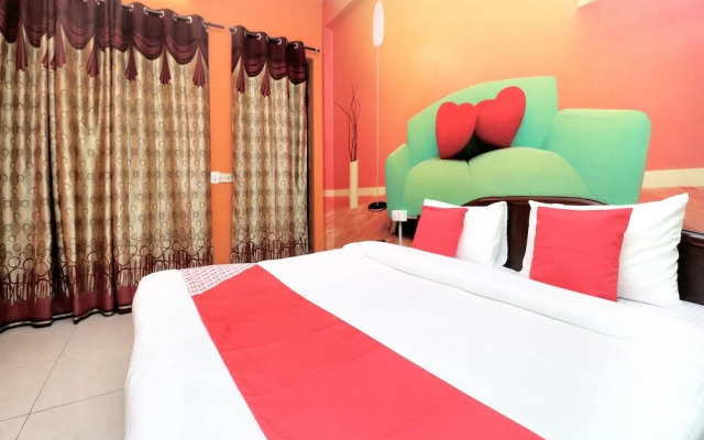 OYO 14876 Hotel Samrat
