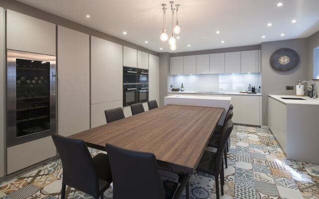 Heart of Hampstead Retreat