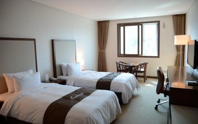 Narsha Hotel