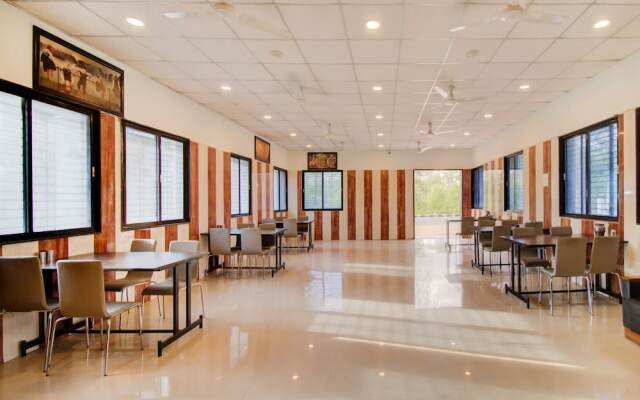 Oyo Flagship 29595 Hotel Akash Executive