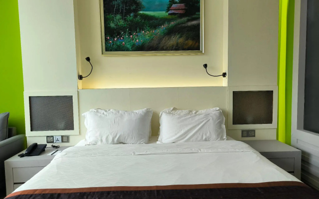 Meritz Hotel