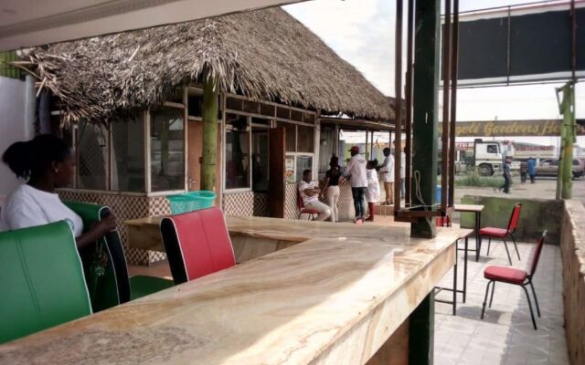 Serengeti Gardens Hotel