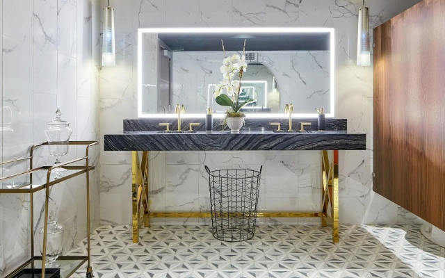 The Kindler Hotel