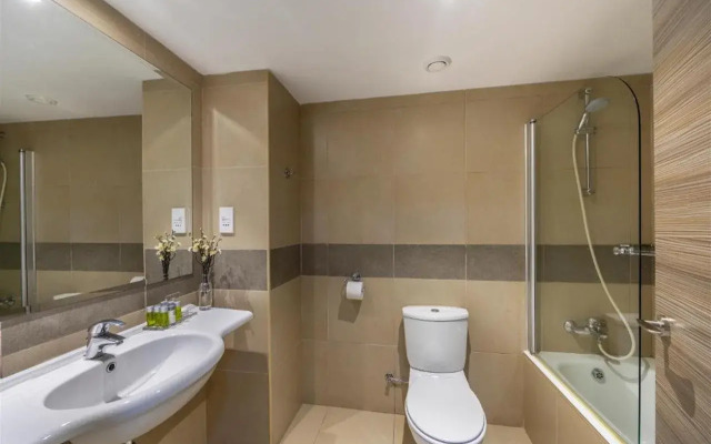 Tofinis Hotel