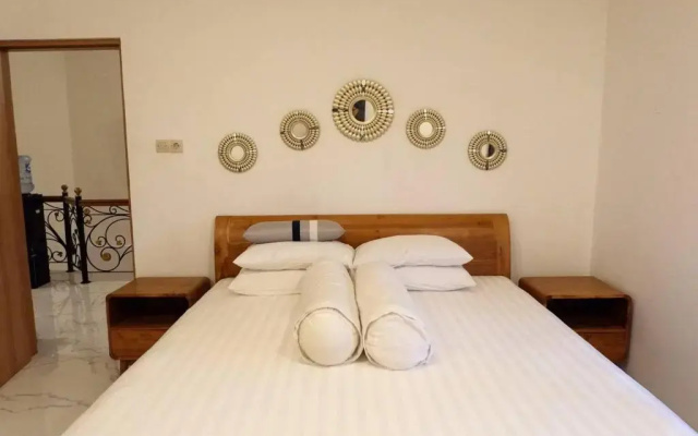 Villa kantor 4 bedroom and 2 Meeting Room