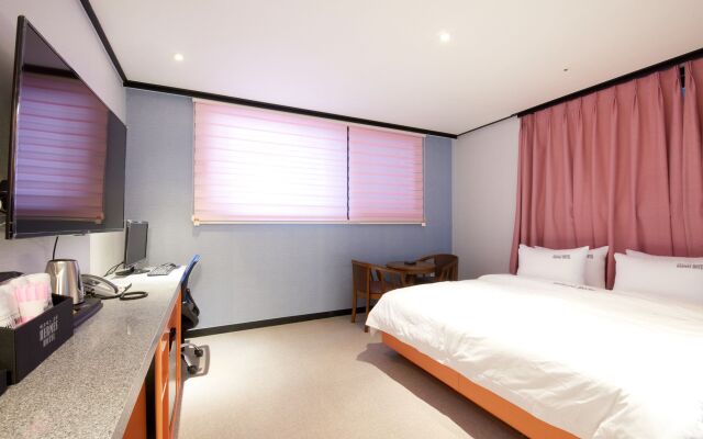 Busan Nampodong Hermes Hotel