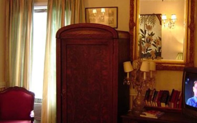 Pimblett's Downtown Toronto B&B