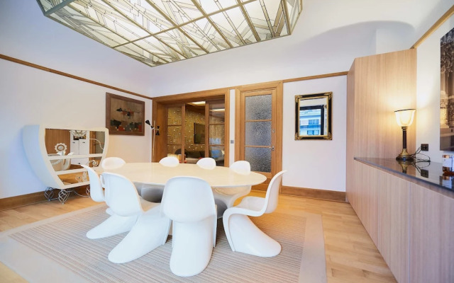Suites 124