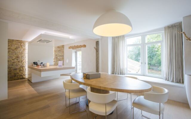 NE5T Suites & Spa