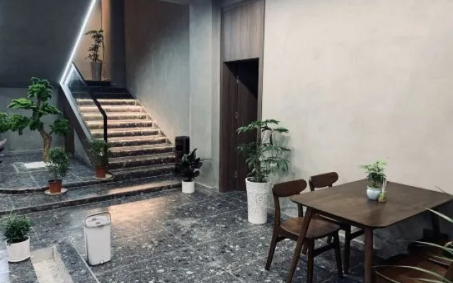 Wenchuan Guanshan Courtyard