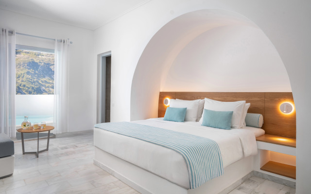 Santorini Kastelli Resort