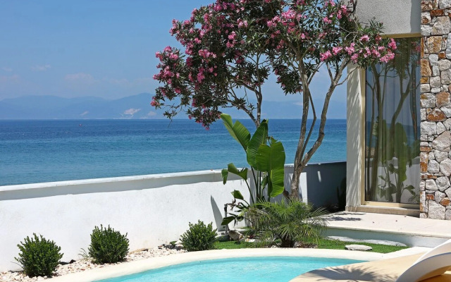 Byblos Aqua, The Amazing Sea Front Villa