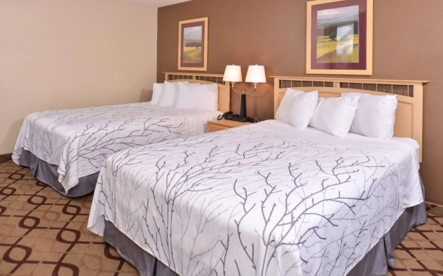 Cottonwood Inn and Conference Center