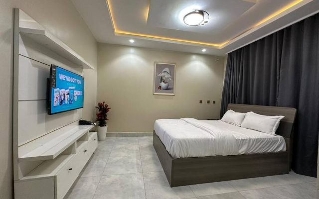 Noble Lite Suites