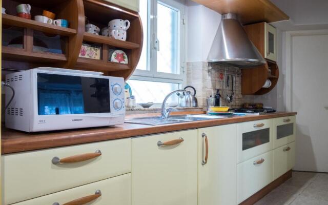 Glorioso Stylish Apartment