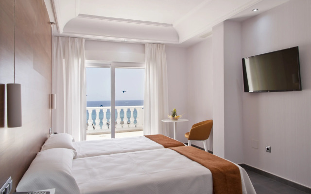 Hotel Los Delfines