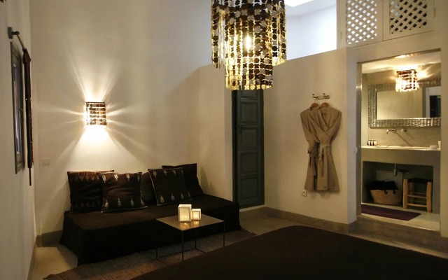 Riad Awa