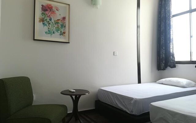 St Hostel