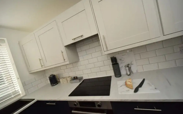Pinfold Suite - Chester Road Apartments by