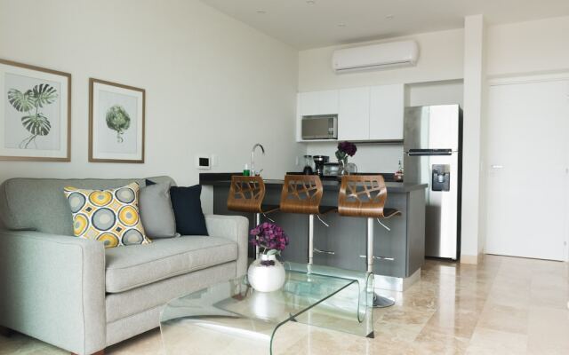 Tropic Playa Apartments by Homing Bird